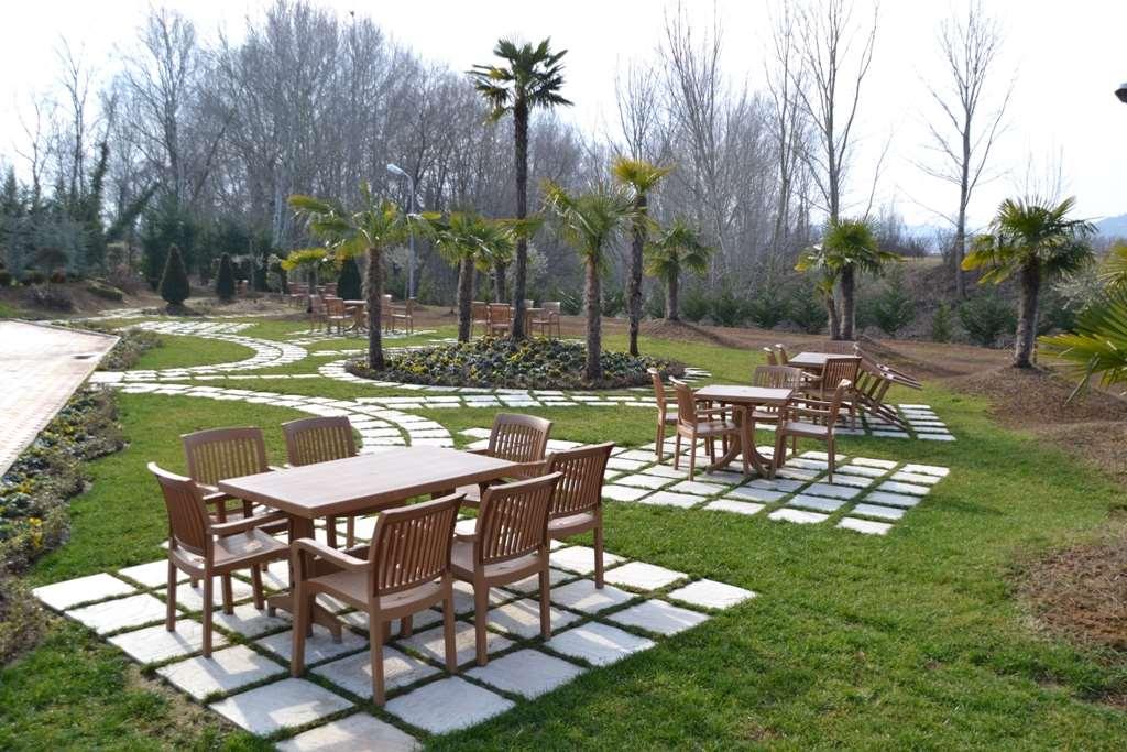 Hotel Vila Aeroport Rinas Съоръжения снимка